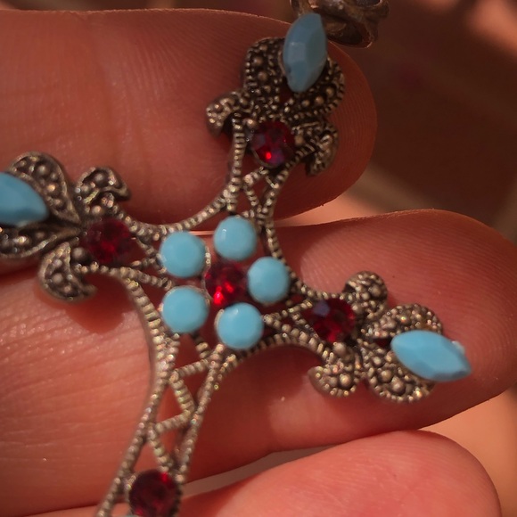 Vintage Cross Pendant Costume Jewelry - Picture 7 of 9